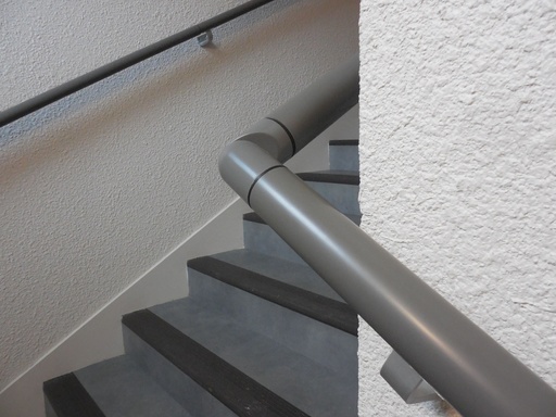 Angle variable et modulable pour main courante intérieure HOPI 